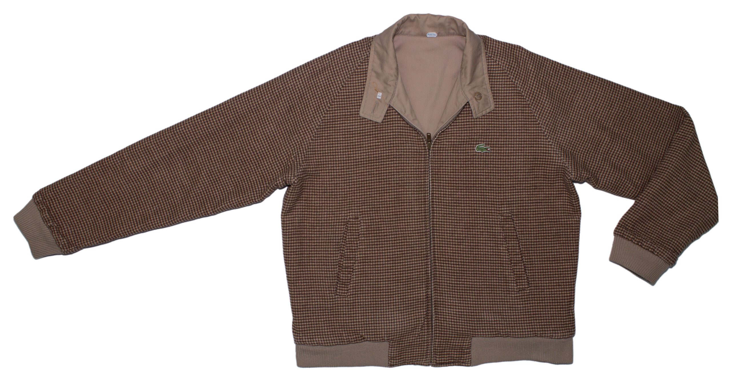 Pet Breed: Chaqueta Lacoste. T-XL